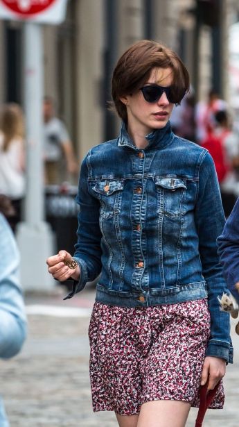Everything Sunglasses: Celebrity Sighting – Anne Hathaway and Jee Vice Red  Hot Sunglasses